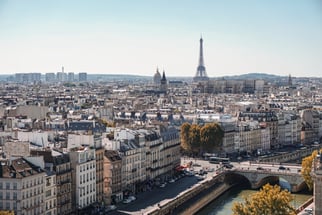 The art of surveys in Paris